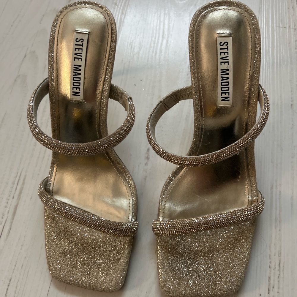 Steve Madden Glittering Gold Heels